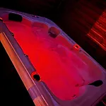 شقة Secrete Loft, & Jaccuzi Privatif - Parking & Bien-etre Pres De Toulouse Aucamville